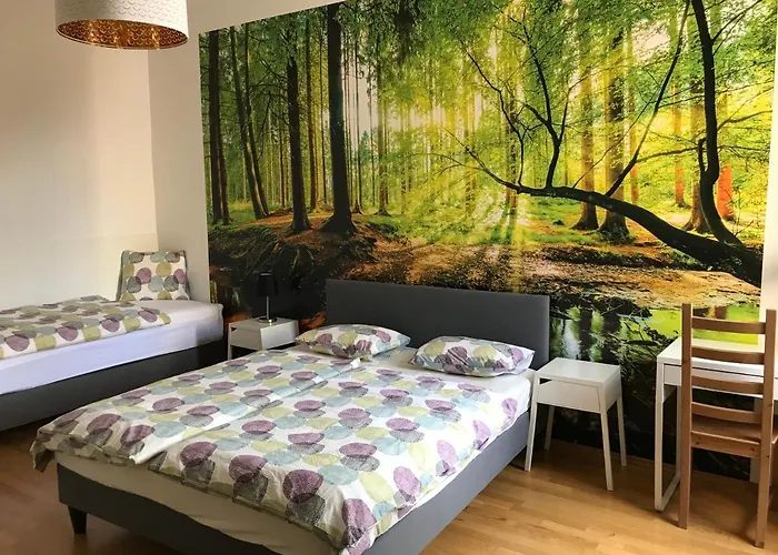 Near Yppenplatz & Brunnenmarkt * Відень