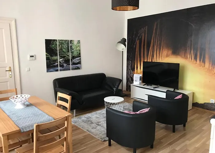Апартаменти Near Yppenplatz & Brunnenmarkt *