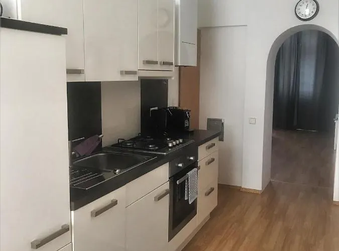 Near Yppenplatz & Brunnenmarkt Апартаменти Відень