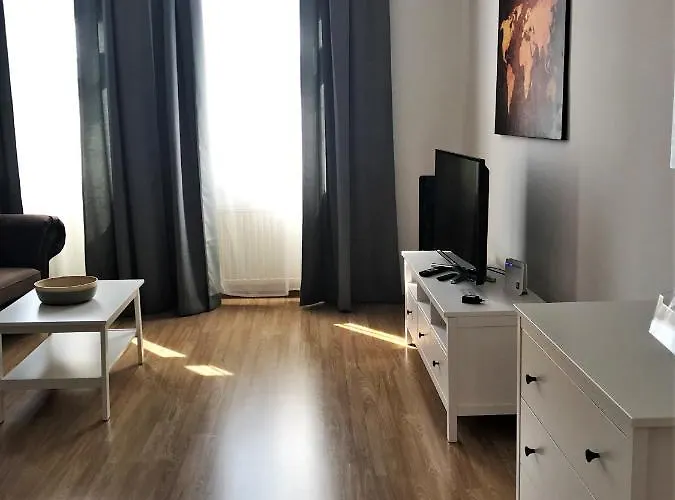 Апартаменти Near Yppenplatz & Brunnenmarkt