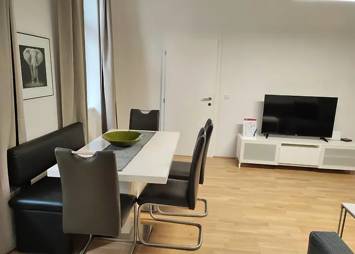 Near Yppenplatz & Brunnenmarkt Апартаменти *